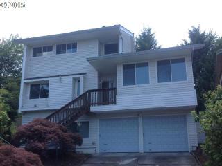 11703 Flavel St, Portland, OR 97266-5979