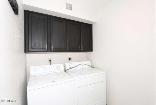 2338 Evans Dr, Phoenix AZ 85032-5461 exterior