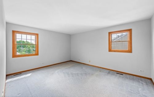 1788 Woodhaven Dr, Bull Valley IL 60014-1940 exterior