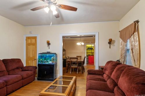 696 3 Ave, Mount Vernon NY 10550-3902 exterior