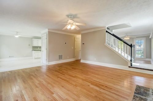 2701 Old Coach Rd, Duluth GA 30096-2771 exterior