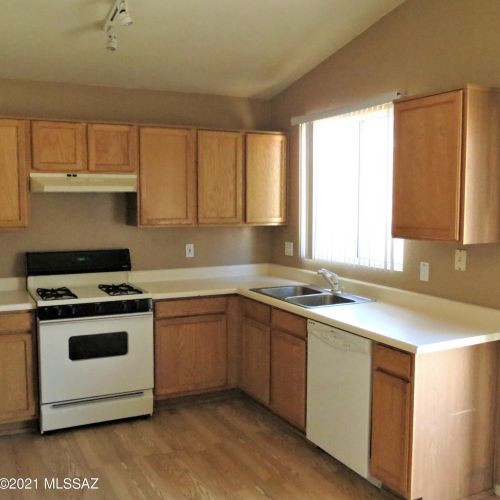 4488 Holly Berry Way, Tucson AZ  85741-4049 exterior