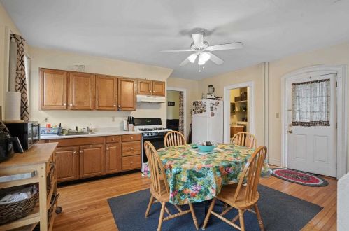 54 Clinton St, Poughkeepsie NY 12601-2522 exterior