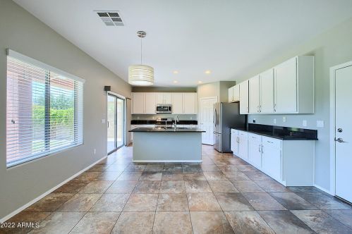 5127 El Cortez Trl, Phoenix AZ  85083-1857 exterior