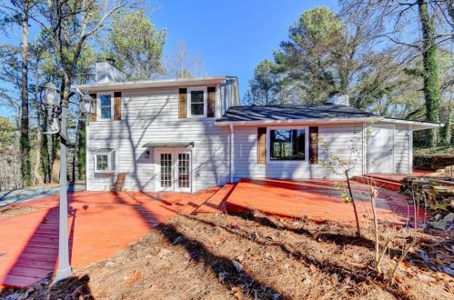 2007 Britt Dr, Lithonia GA 30078-2859 exterior