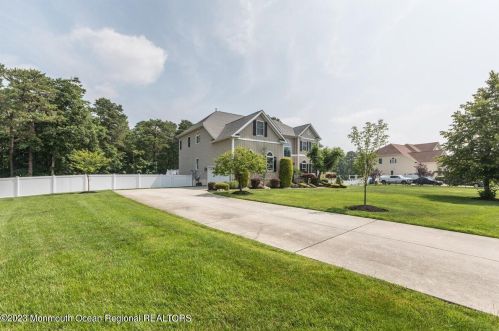 106 Adams Way, Jackson Twp, NJ 08527-3439