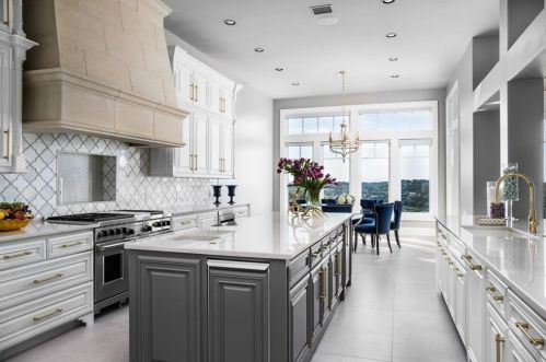 7849 Escala Dr, Austin TX 78735-1543 exterior