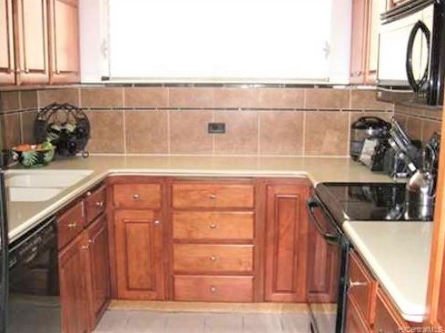 469 Ena Rd, Honolulu HI 96815-1749 exterior