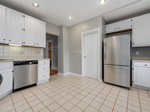 3653 Marshfield Ave, Chicago IL 60620-4955 exterior