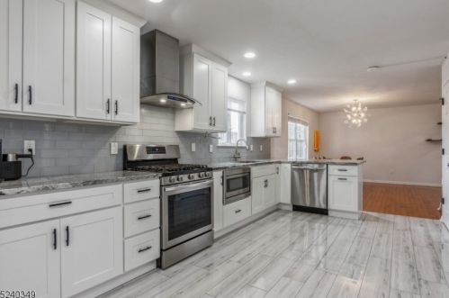 31 Hancock Rd, Piscataway NJ  08854-3621 exterior