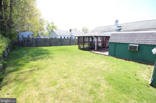 28 Lea Rd, New Castle DE 19720-1908 exterior