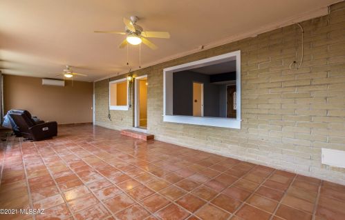 4578 Camino De Ln Codorniz, Tucson AZ 85745-9592 exterior