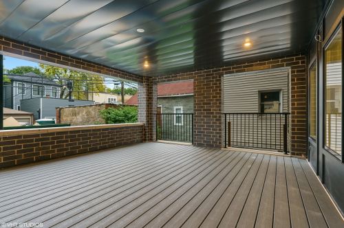 1142 Diversey Pkwy, Chicago IL 60614-1319 exterior