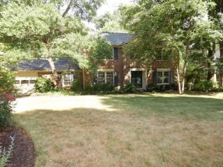 2816 Asbury Ter, Greensboro, NC 27408-3612