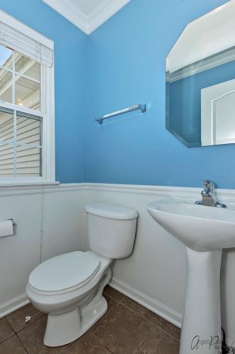 284 Macintosh Ave, Bull Valley IL 60098-7623 exterior