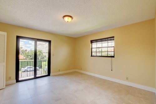 1501 21 St, Boca Raton FL 33486-6523 exterior