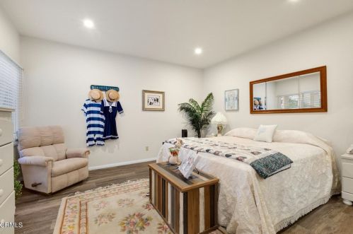 1743 Emerald Isle Way, Oxnard CA  93035-2972 exterior