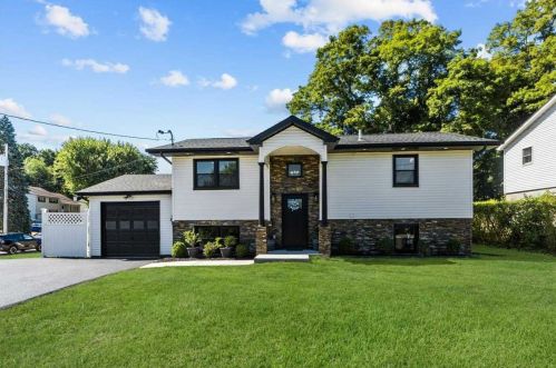 88 Spackenkill Rd, Poughkeepsie, NY 12603-5321