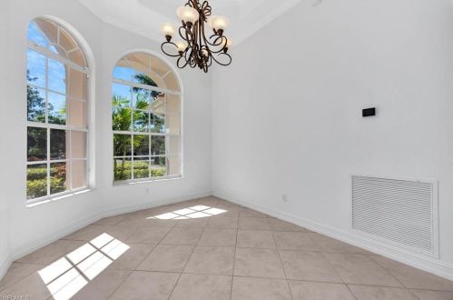 5071 Coral Wood Dr, Naples FL 34119-1455 exterior