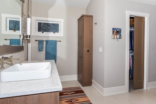 1328 Miles Ave, Kalamazoo MI  49001-4934 exterior