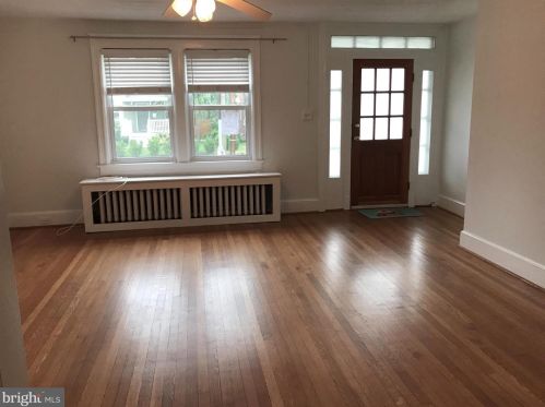 313 Monroe Ave, Alexandria, VA 22301-1600