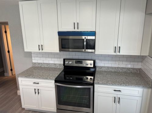 930 Goldwyn Ave, Orlando FL  32805-4304 exterior