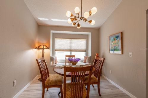 10006 Bridgeton Dr, Tampa FL  33626-1840 exterior