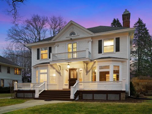 815 13 St, Manitowoc WI 54220-5101 exterior