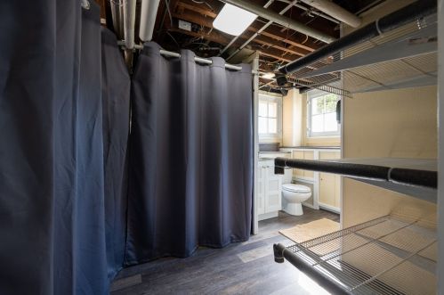 425 Olympia Rd, Pittsburgh PA 15211-1312 exterior