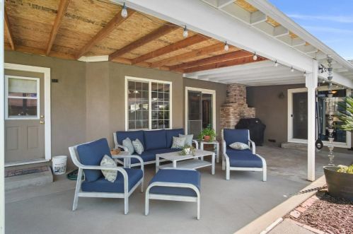 161 Elena Ct, Turlock CA  95380-4233 exterior