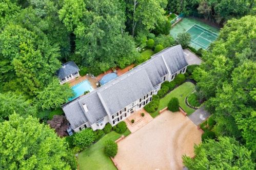 4700 Harris Trl, Atlanta, GA 30327-4410