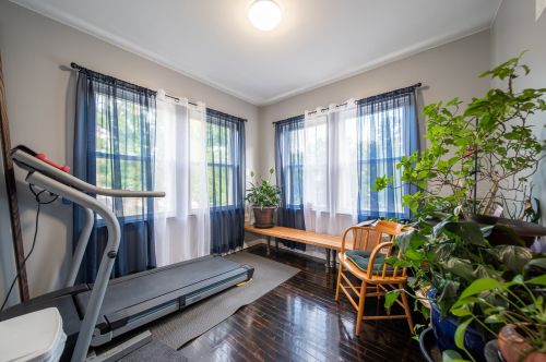 4453 Kildare Ave, Chicago IL 60652-3127 exterior