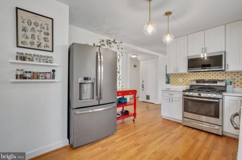 900 Balmoral Dr, Silver Spring MD  20903-1301 exterior