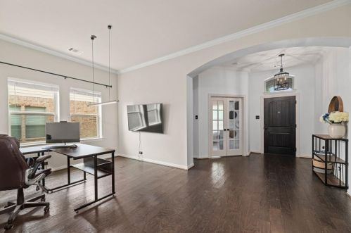 7062 Belteau Ln, Dallas TX  75227-1355 exterior