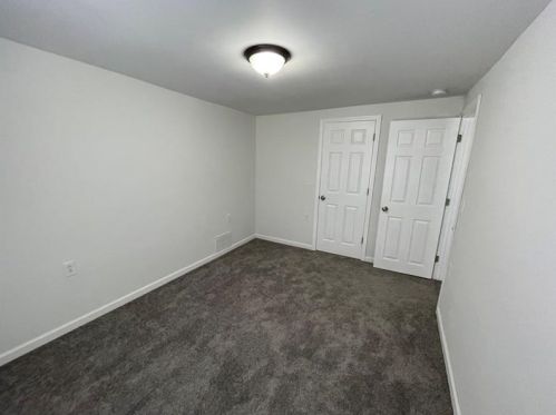 484 Randolph St, Meadville PA 16335-2225 exterior