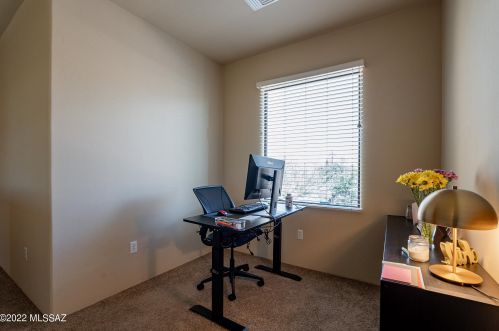 150 Castlefield Cir, Tucson AZ  85704-5783 exterior