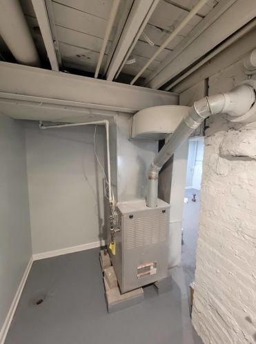 11956 Calumet Ave, Chicago IL  60628-6225 exterior