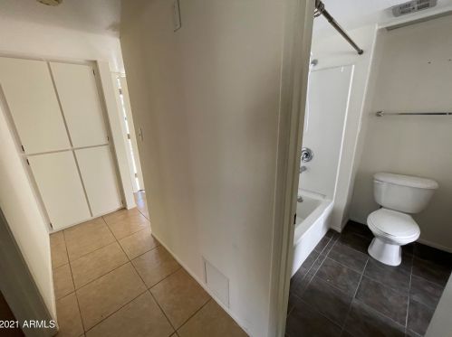 16023 25 Dr, Phoenix AZ exterior