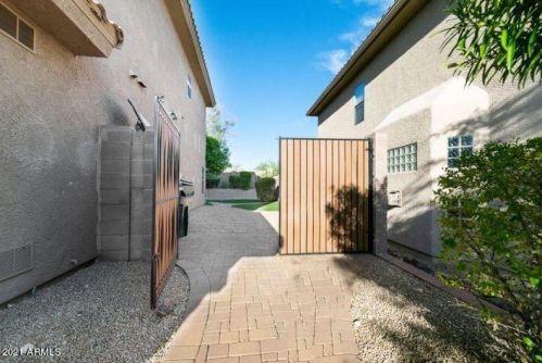 34109 24 Dr, Phoenix AZ 85085-5028 exterior