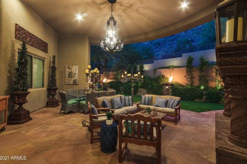 13841 Cyn Dr, Phoenix AZ 85016-2403 exterior