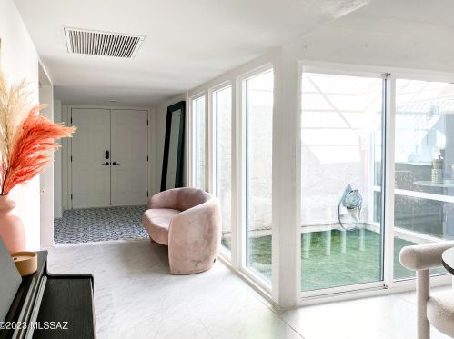 5694 Camino De La Noche, Tucson AZ  85718-4421 exterior