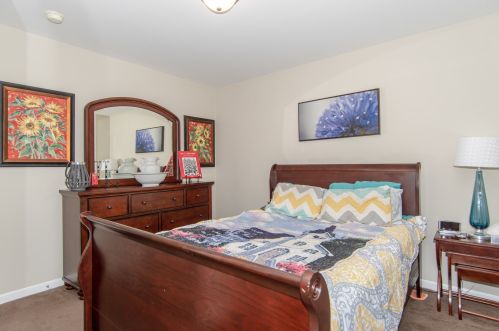 219 Margaret St, Joliet IL 60436-1318 exterior