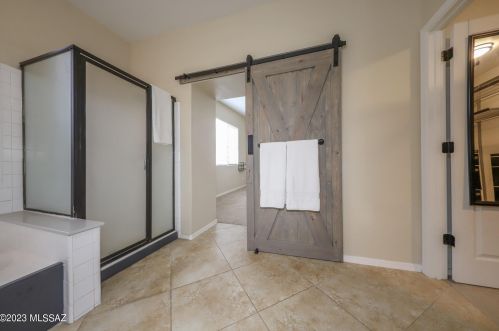 8517 Camino Bengala, Tucson AZ  85747-5165 exterior