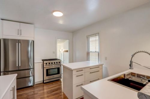 210 64, Milwaukee WI 53213-4013 exterior