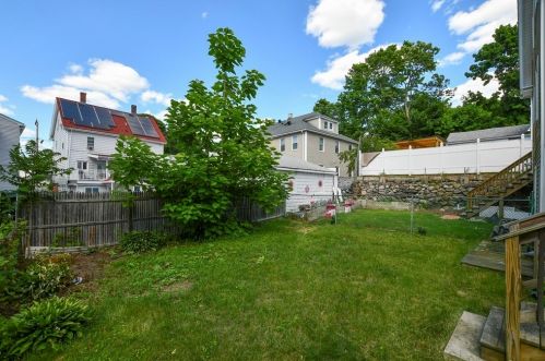 38 Union St, Woburn MA 01801-4257 exterior