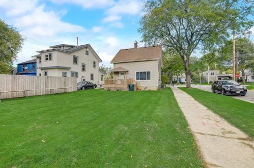 2689 Milwaukee St, Madison WI  53704-5153 exterior