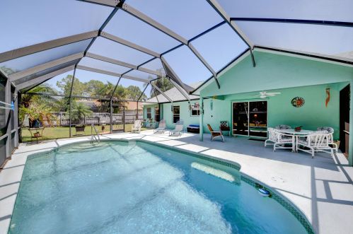 5967 Baylor Ave, Fort Pierce FL 34986-3634 exterior