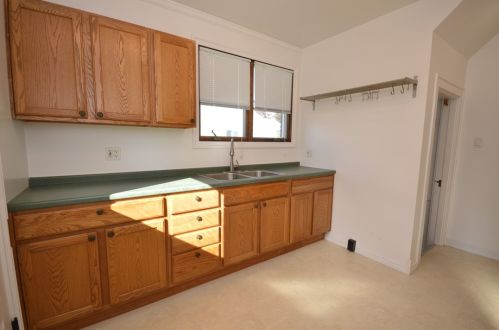 16 Lehigh Ave, Pittsburgh PA 15229-1556 exterior