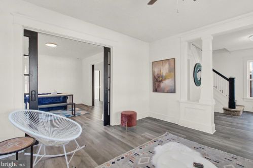 319 King St, Littlestown PA 17340-1612 exterior