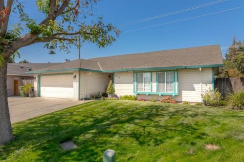 3195 Cajun Ct, Turlock CA  95382-1300 exterior